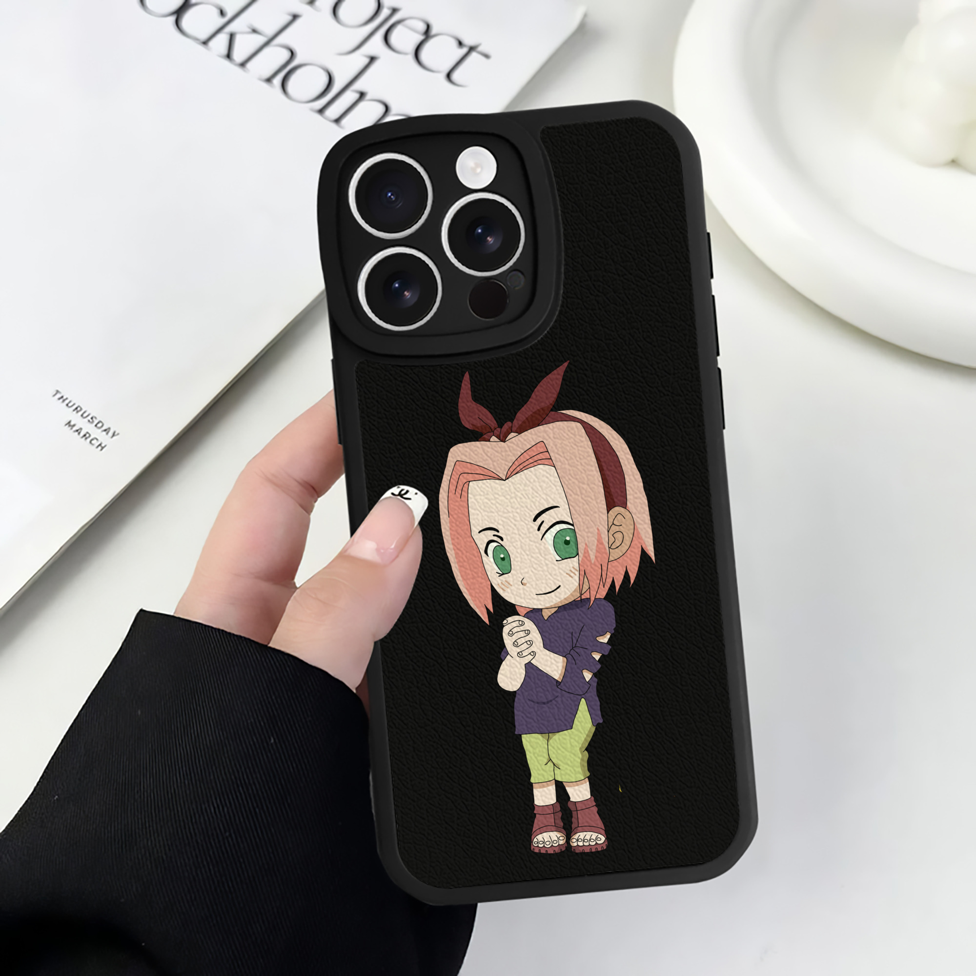 （画像用） NARUTO -ナルト- 春野サクラ Haruno Sakura 【iPhone 16シリーズ対応】シリコンスマホケース（レザー調） 材質：シリコン